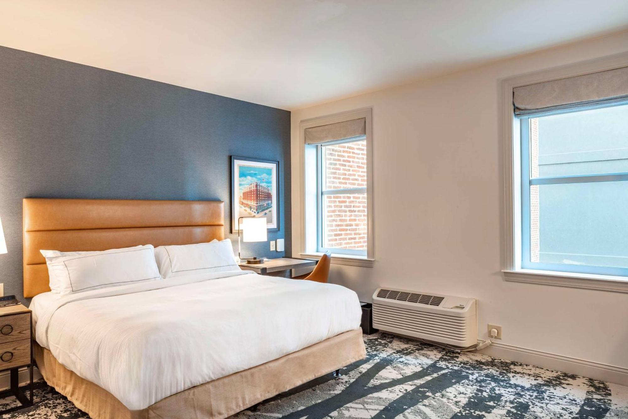 The Yorktowne Hotel, Tapestry Collection By Hilton Exterior photo