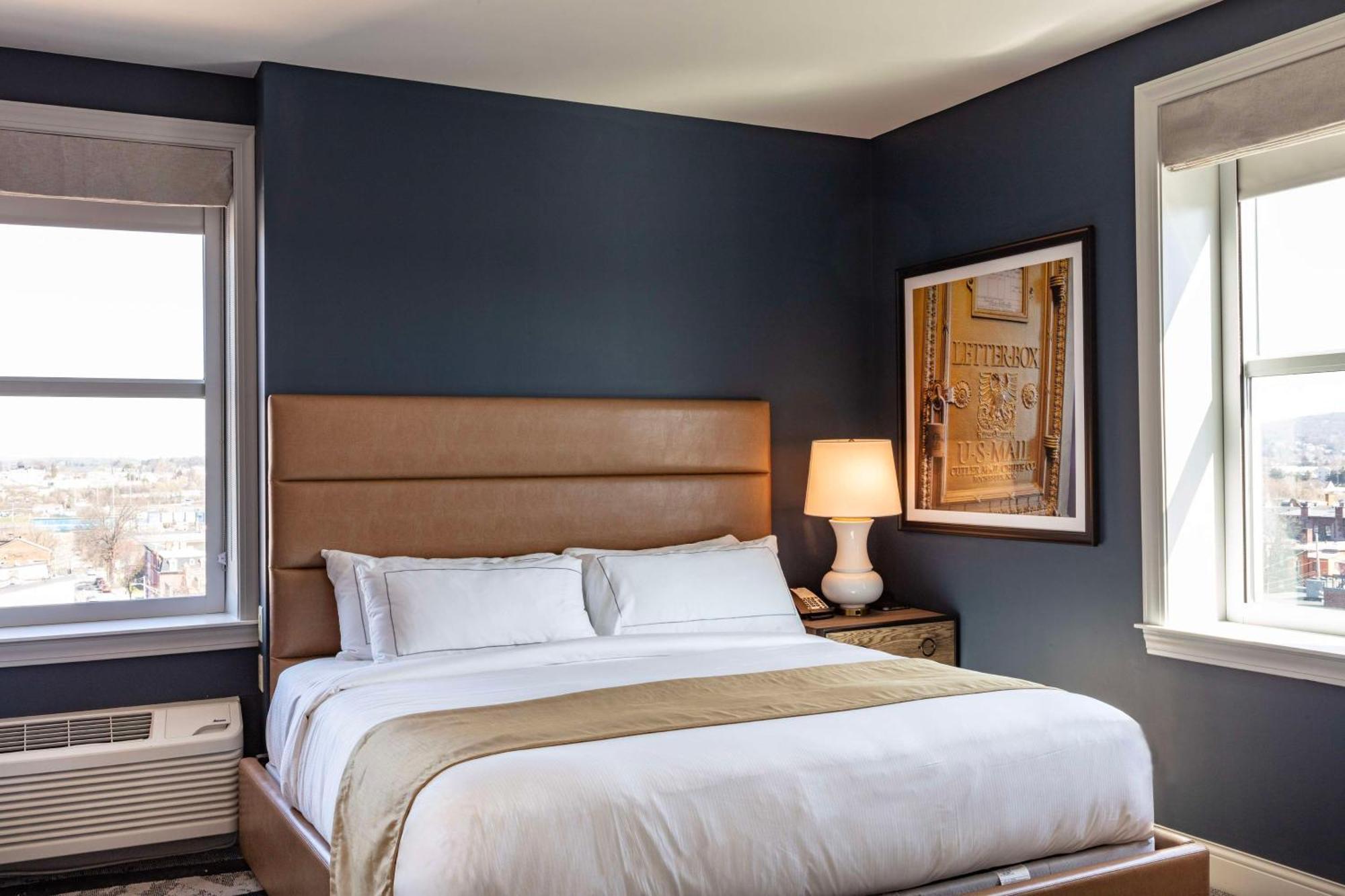 The Yorktowne Hotel, Tapestry Collection By Hilton Exterior photo