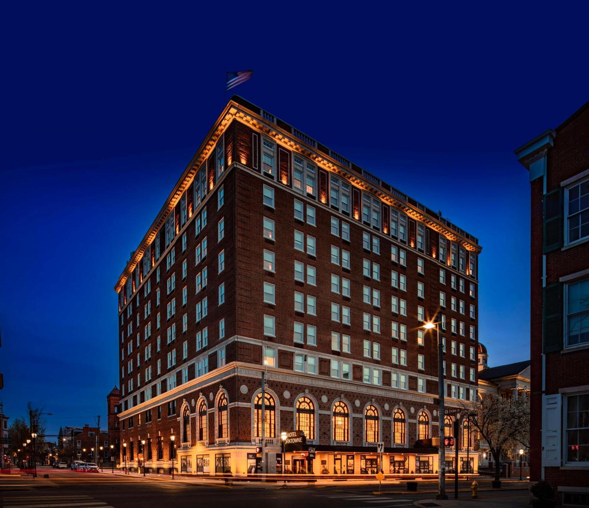 The Yorktowne Hotel, Tapestry Collection By Hilton Exterior photo