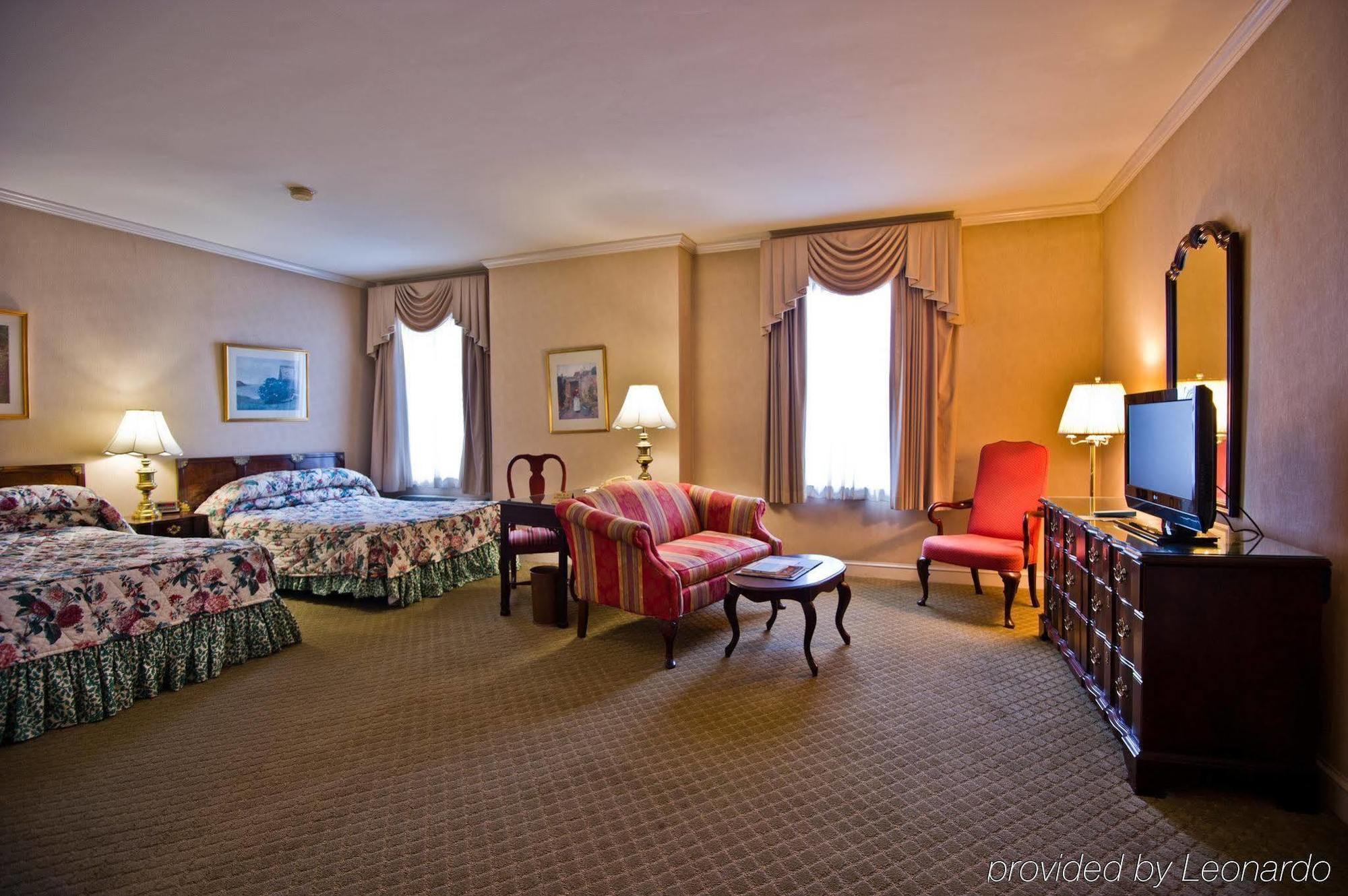 The Yorktowne Hotel, Tapestry Collection By Hilton Exterior photo